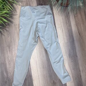 Nike Dri-Fit Yoga Core Leggings Gray Rainbow Trim Size L Women’s Activewear NWOT